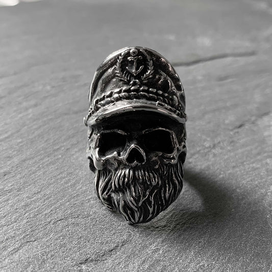 Captain Ring