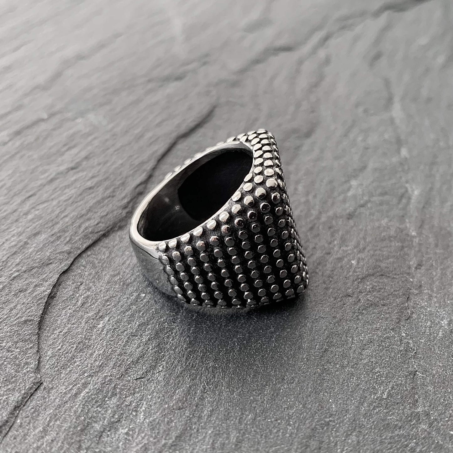 Dotted  Ring