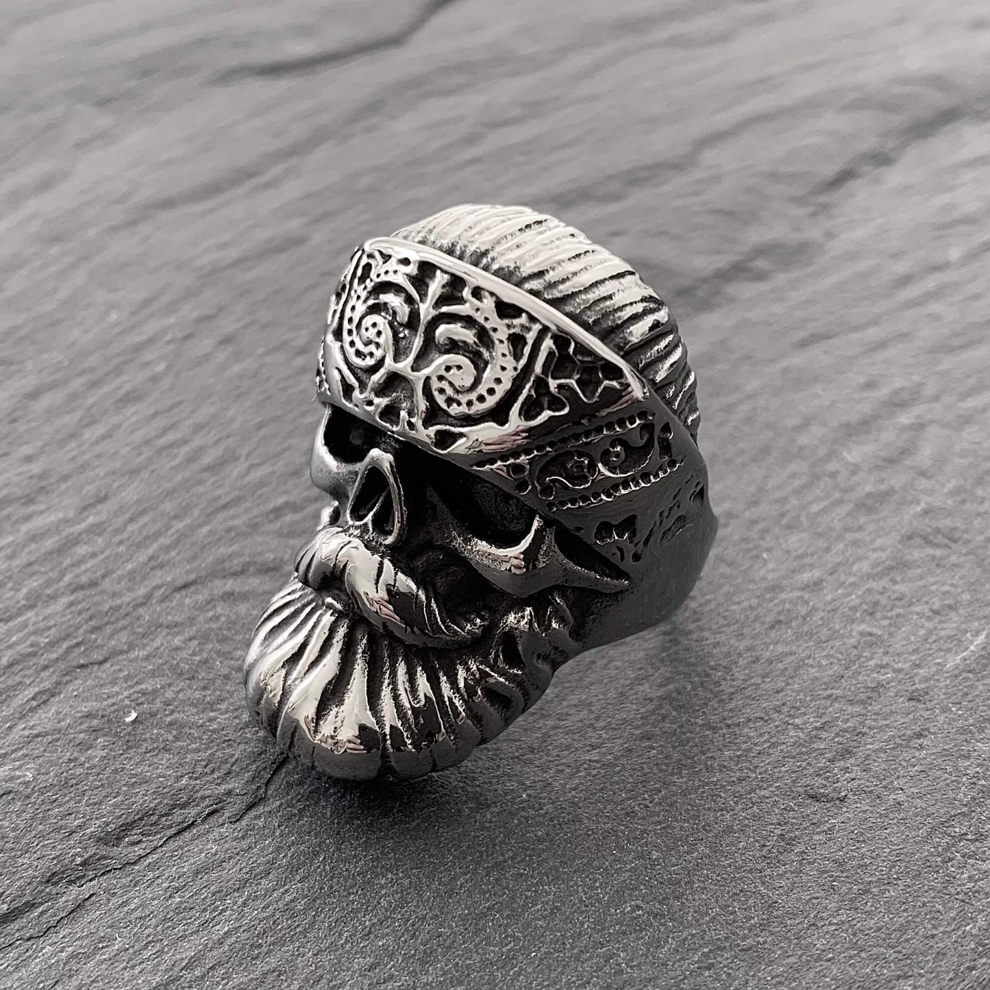 Bandana Skull Ring